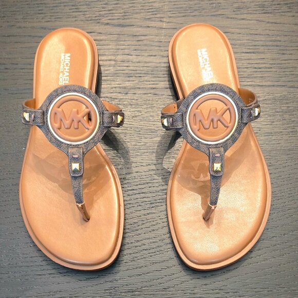 Michael Kors Aubrey Sandals (size 7.5) - Picture 3 of 7